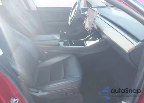 2020 Tesla Model Y Long Range Dual Motor All-Wheel Drive/Performance Dual Motor All-Wheel Drive z USA, uszkodzony, nr VIN 5YJYGDEF9LF010860